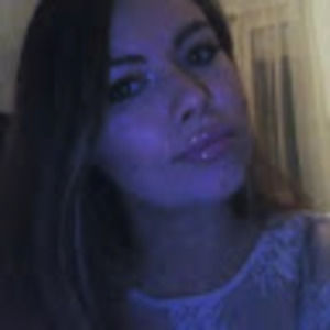 Meet your Posher, Tia